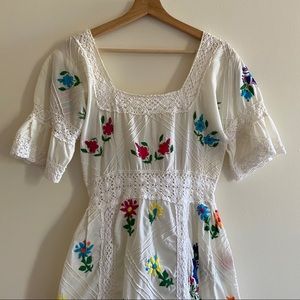 Vintage puff sleeve embroidered prairie dress